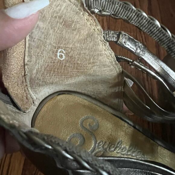 Gold Leather Gladiator Sandals Size 6 Strappy 3.5in Wood Heel Back Zip Moto Boho - Picture 9 of 15